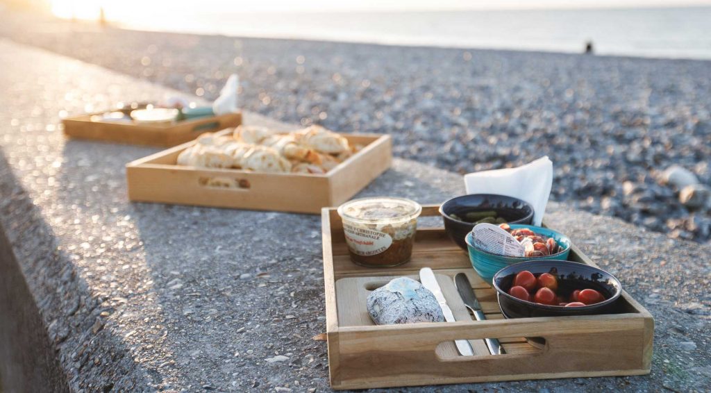 Apéritif au bord de mer avec Wolftrott après une balade en trottinette électrique