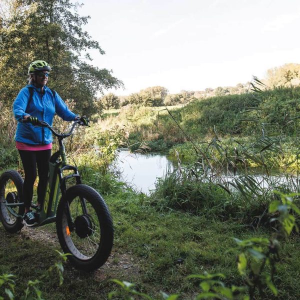 Randonnée au bord de la Saâne en trottinette